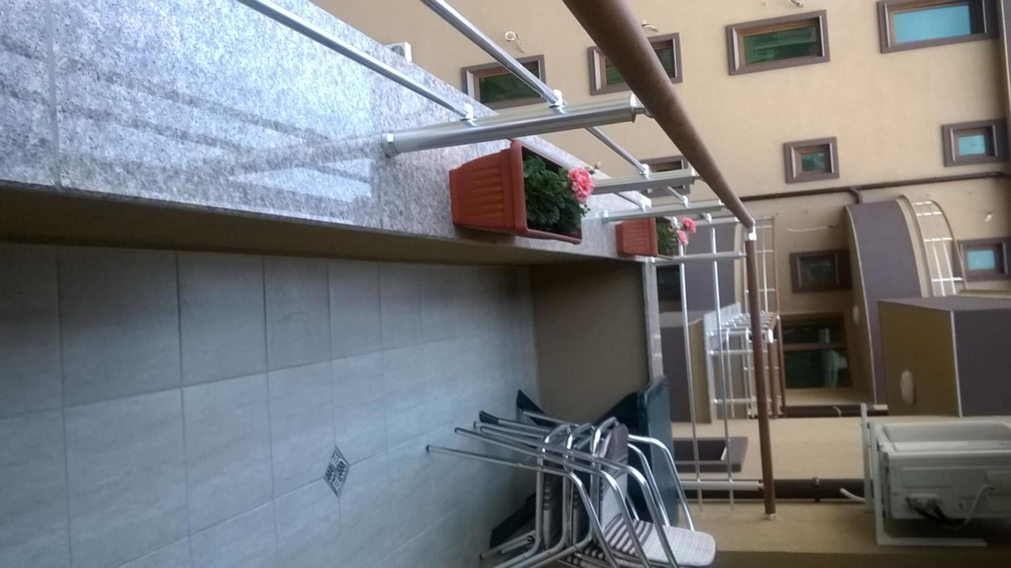 Apartamenti Zhelezovi 포마리 외부 사진
