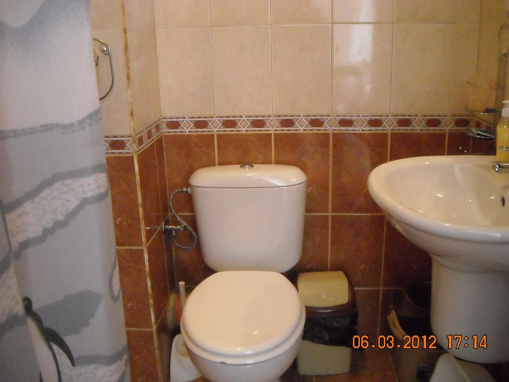 Apartamenti Zhelezovi 포마리 객실 사진