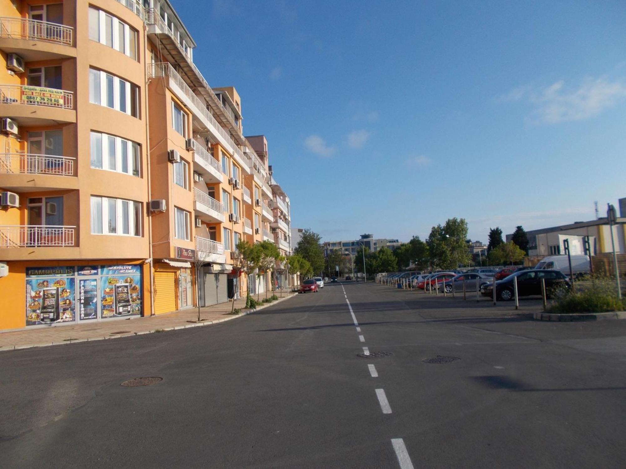 Apartamenti Zhelezovi 포마리 외부 사진
