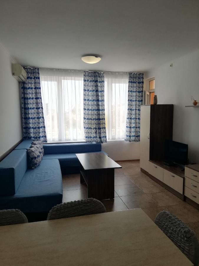 Apartamenti Zhelezovi 포마리 외부 사진