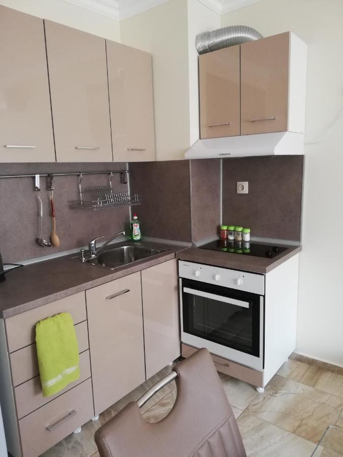Apartamenti Zhelezovi 포마리 외부 사진